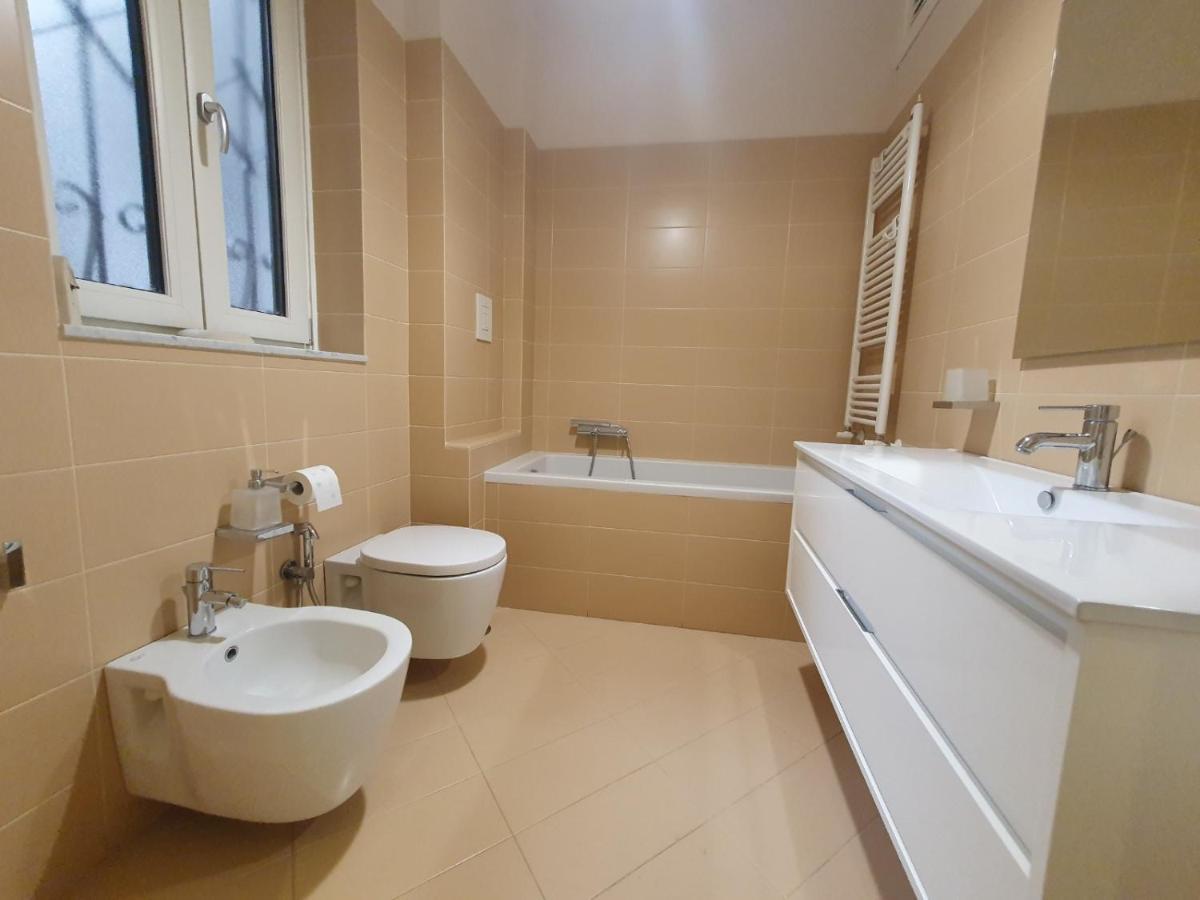 Apartament Papiro Blu Salerno Zewnętrze zdjęcie